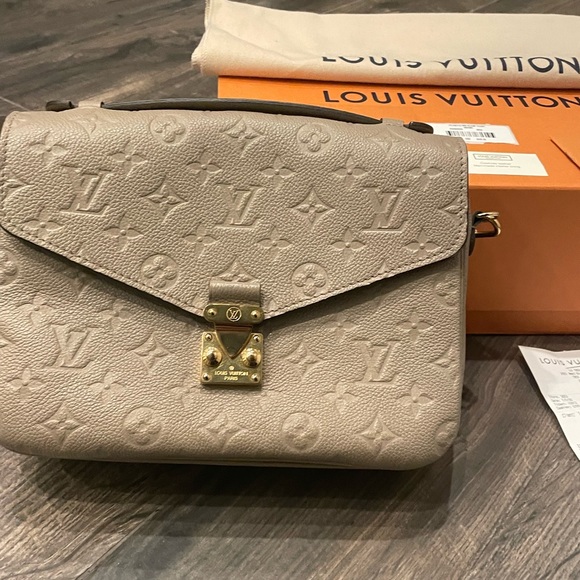 Louis Vuitton Handbags - Pochette Métis